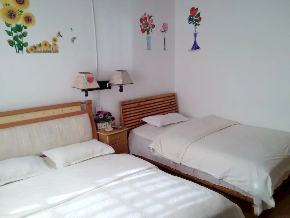 Tujia Small Courtyard Inn