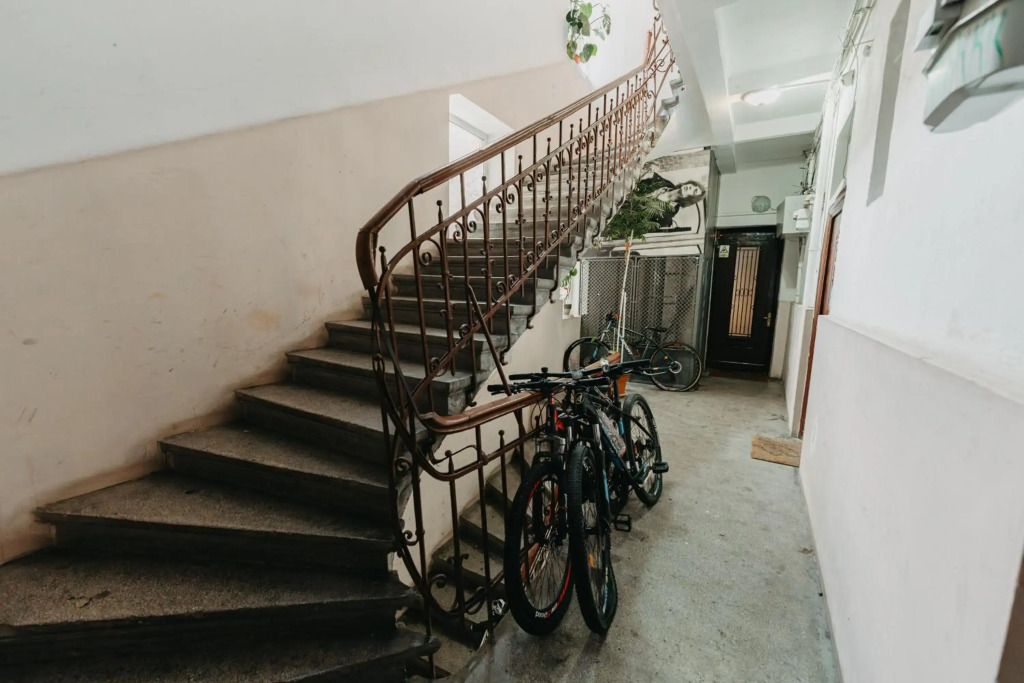 Apartament Piata Amzei 1 (17 B)