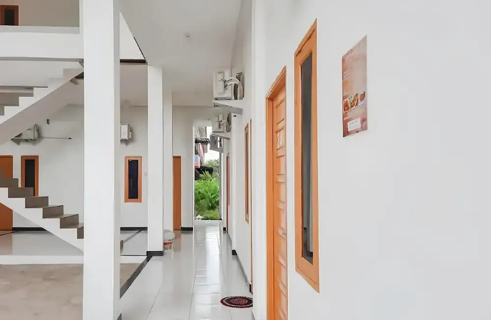 OYO 93306 Homestay Permana Supadio Airport