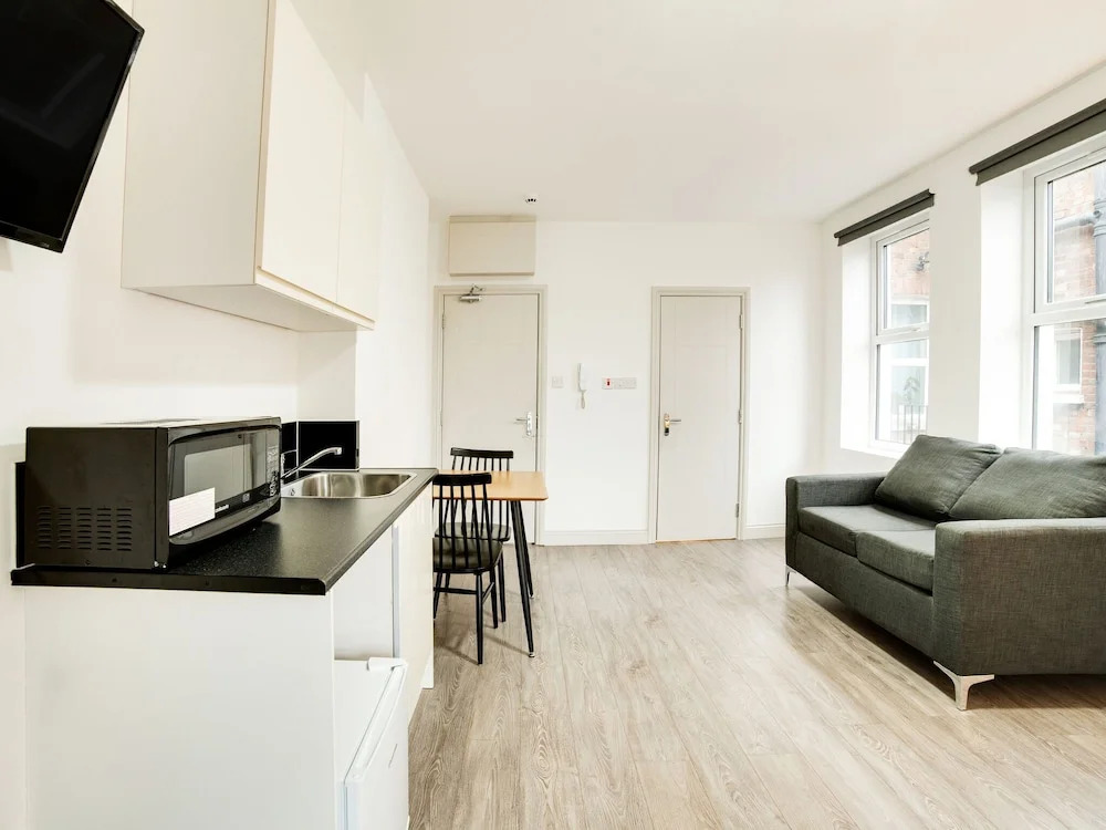 Stylish Studio in London near Wimbledon Park