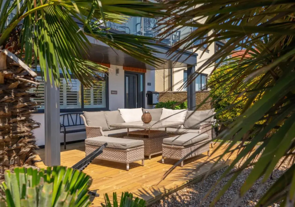 Vitamin Sea House
