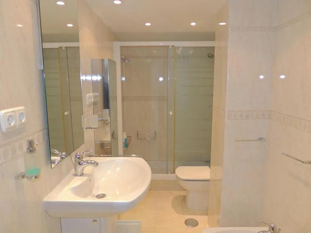 Ole Playa 6A, Beach Front - A pie de Playa, Sea Views - Vistas al Mar, Parking, Puerto Marina