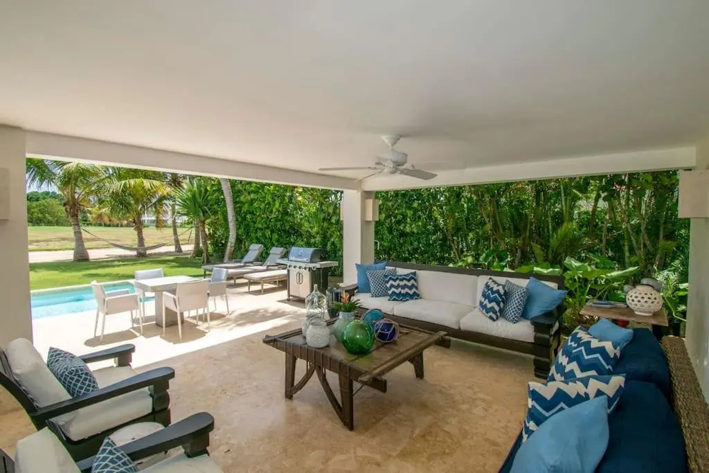 Luxury Golf-front Villa With Golf Cart Close to the Beach in Exclusive Resort