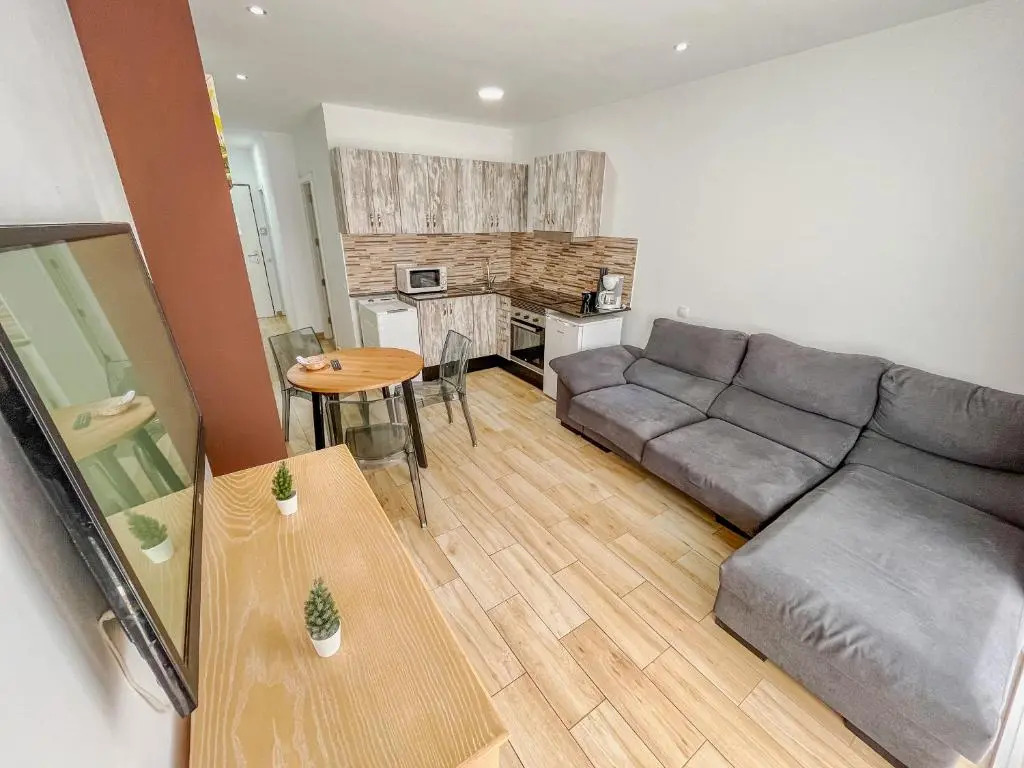 403 Apartamento nuevo con vista mar