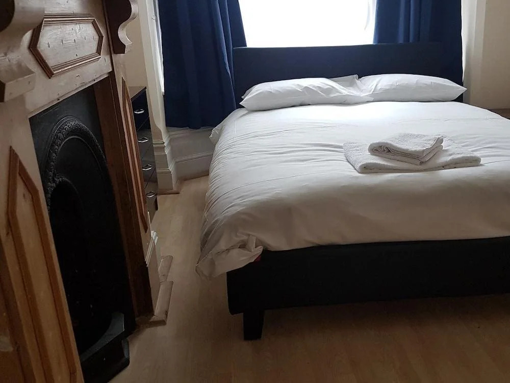 Liss Budget Rooms