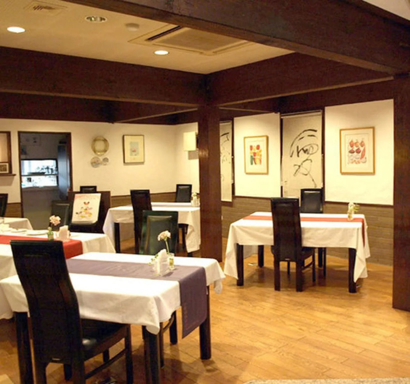 Royal Silk Inn