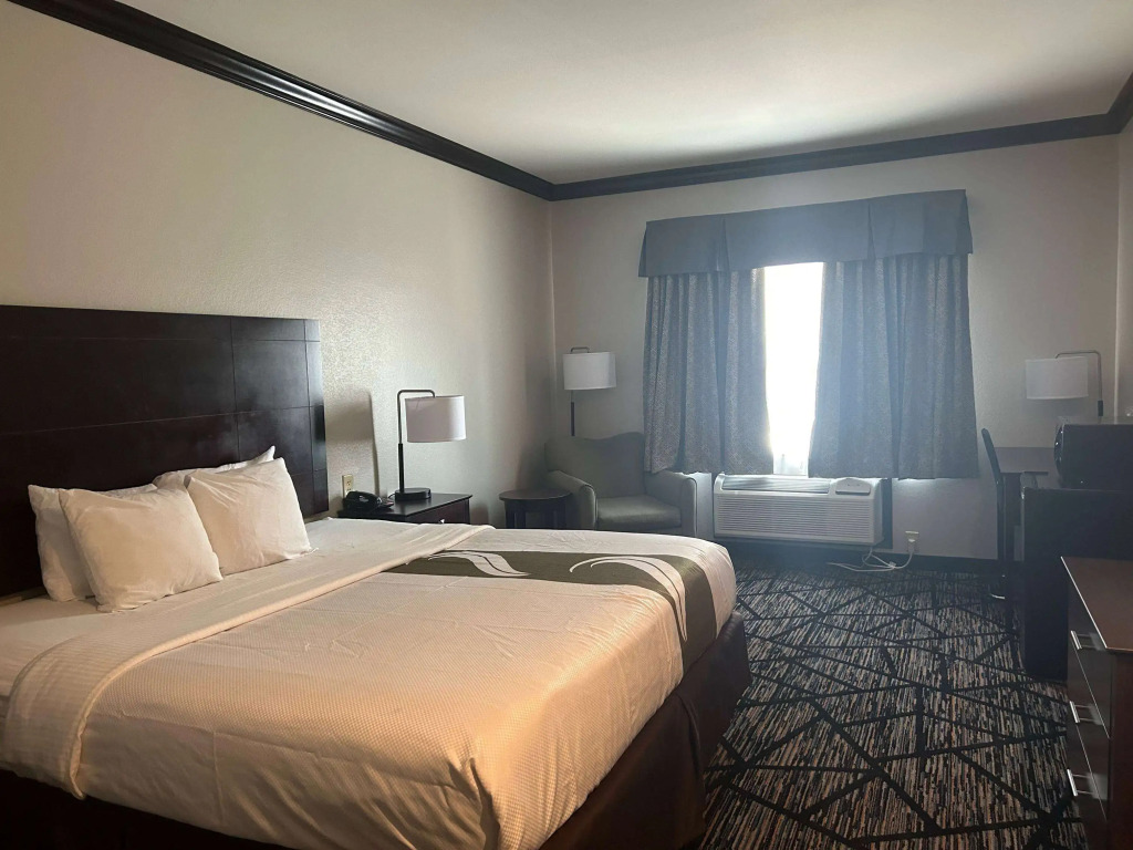 Days Inn by Wyndham Baton Rouge I-10