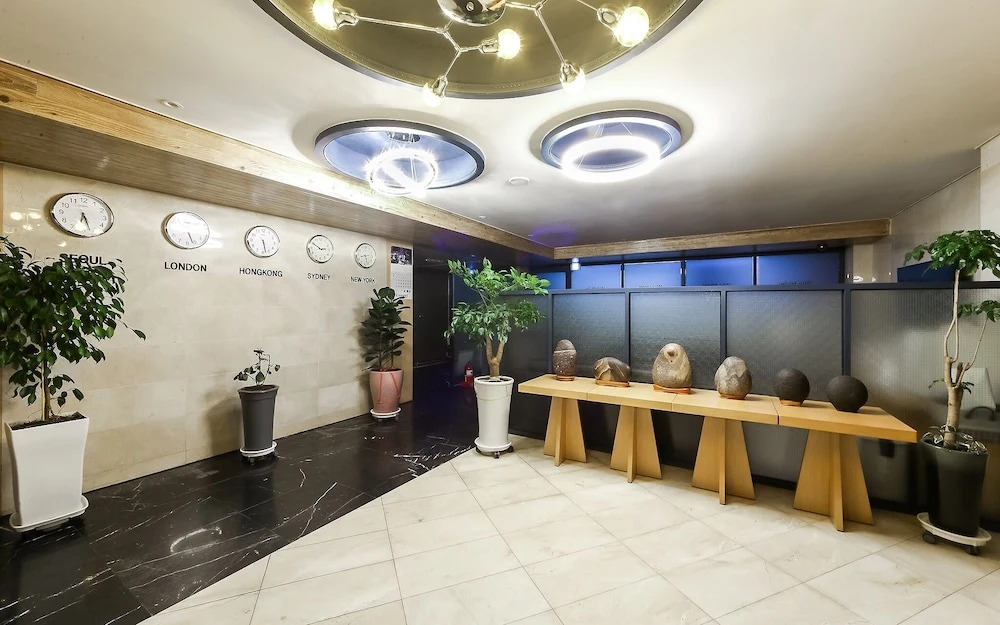 Geoje Win Hotel