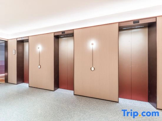 Orange Hotel (Nanchang Yaohu West Subway Station Normal University Branch)