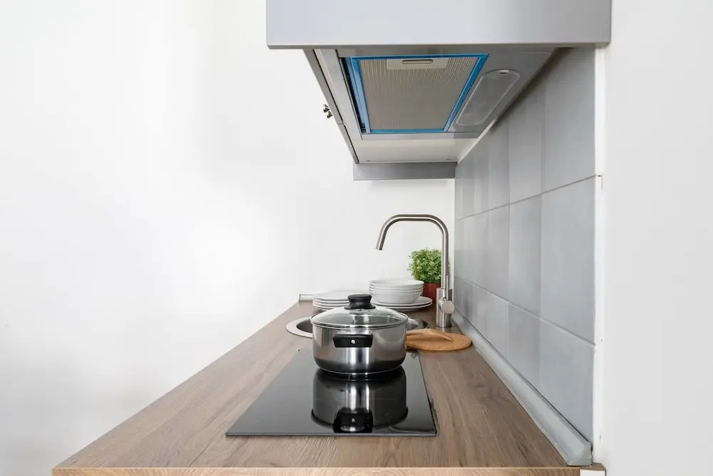 Pietra Square Residence