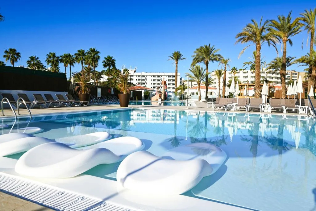 Bungalows HL Miraflor Suites