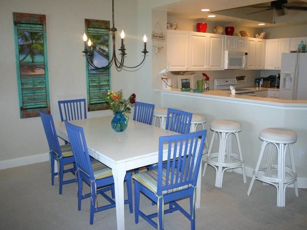 M-Andros 603 - Minorca Beach Way Condo by RedAwning