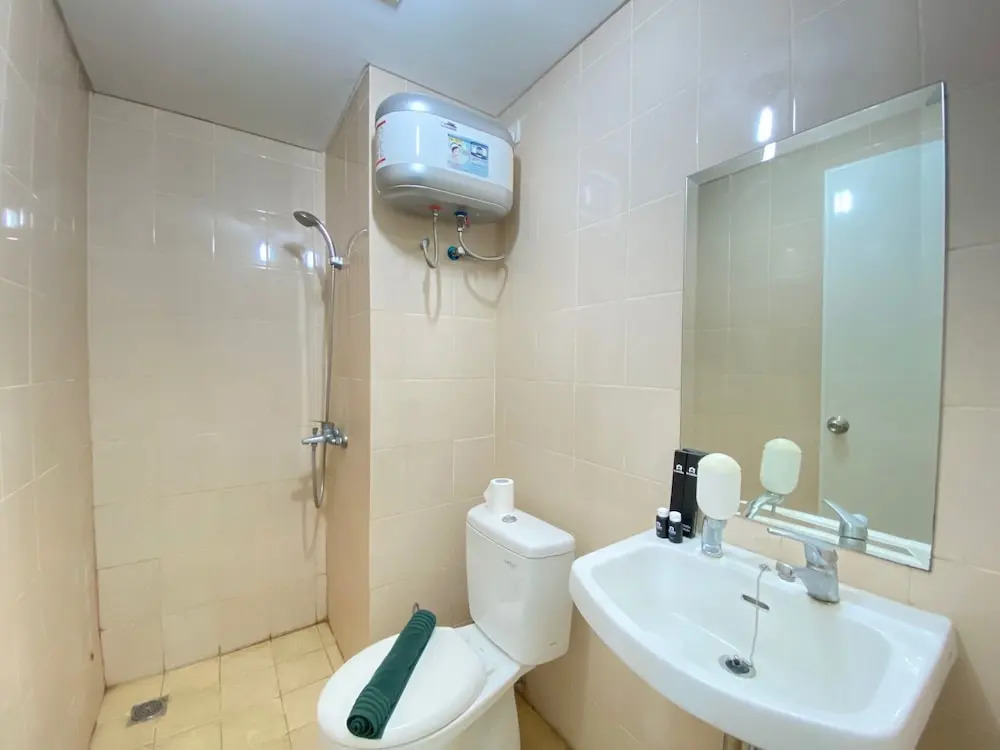 Private & Bright 2BR Apartment at Parahyangan Residence near Nara Park