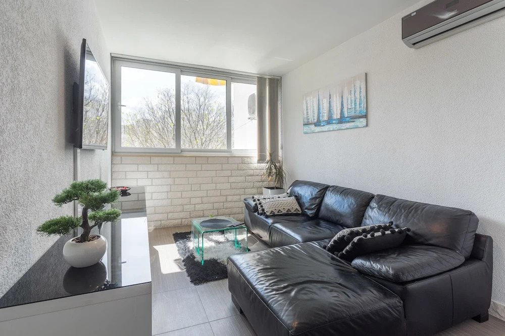 Split City Apartment