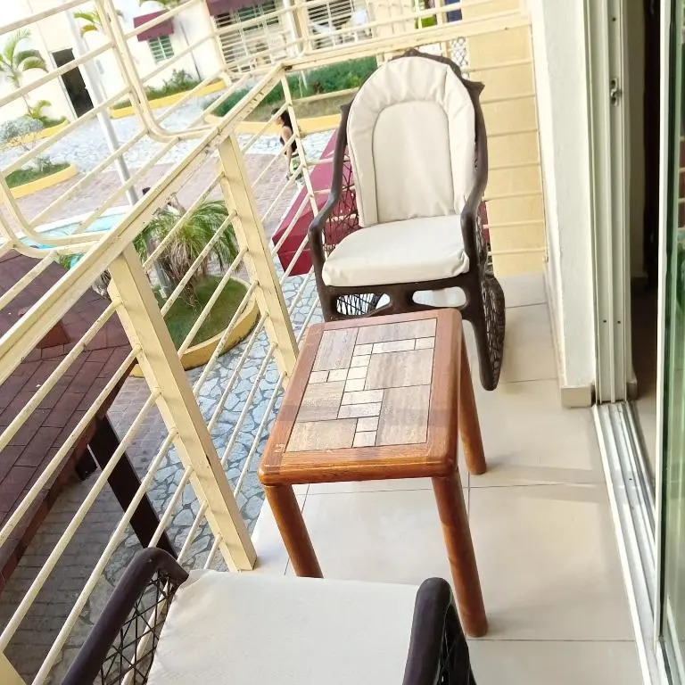 Apartamento en BOCA CHICA, a 50 metros, playa boca chica