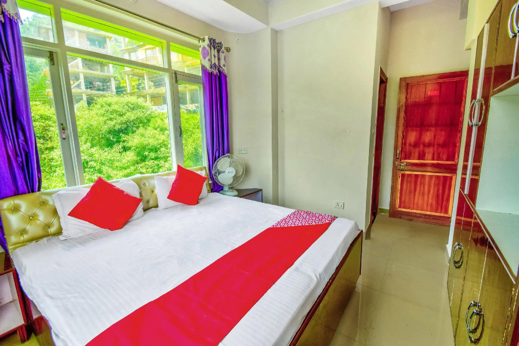 OYO 46779 Moksh Villa