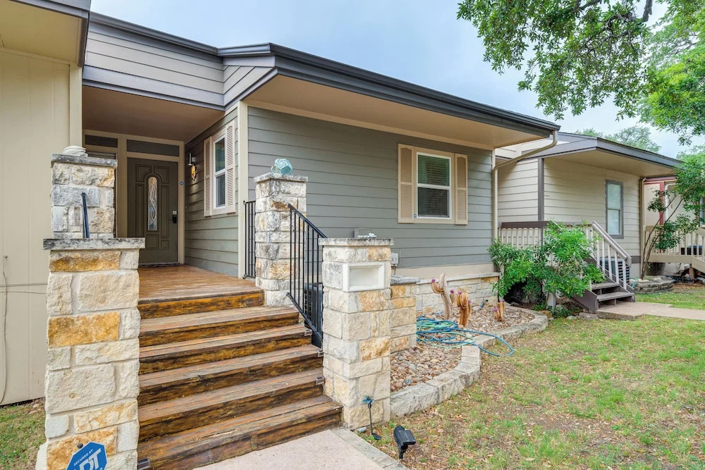 Lago Vista Golf Getaway w/ Decks + Pool Access!