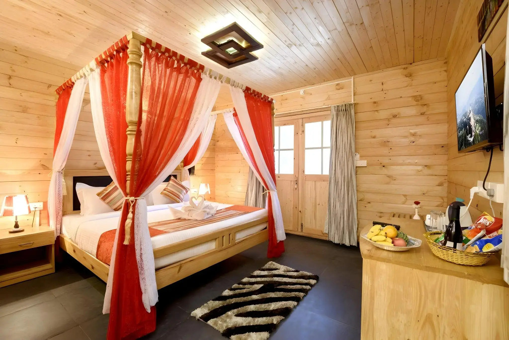 Baga Hideout Resort