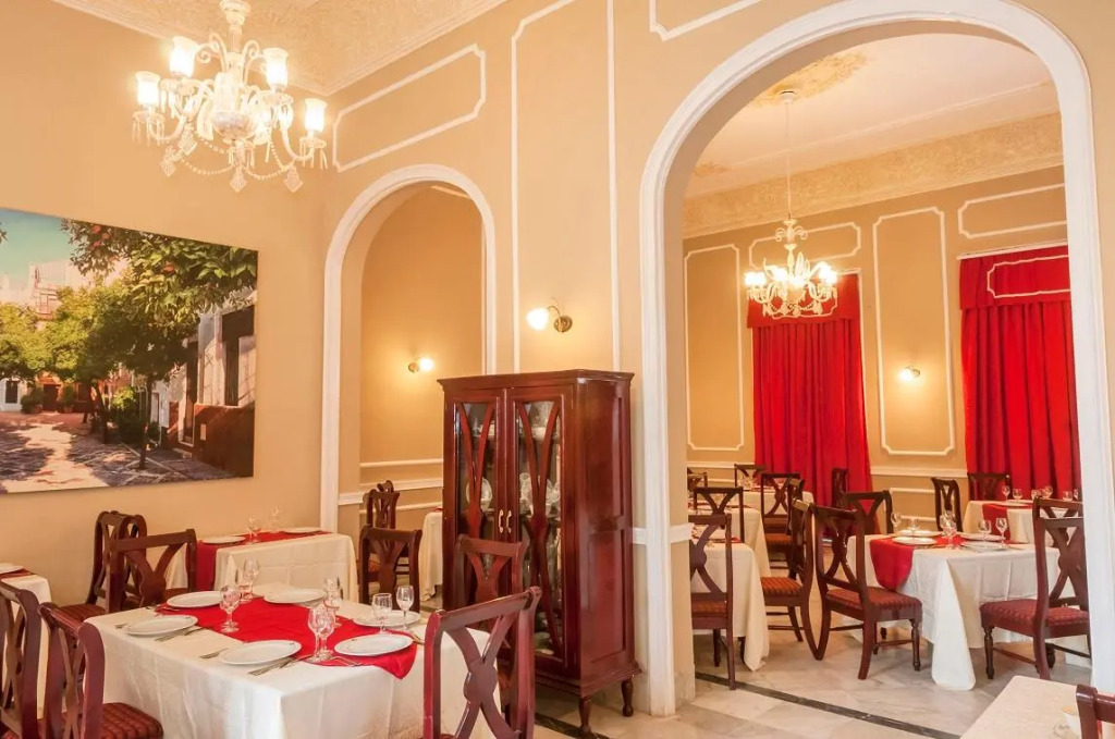 Hotel E La Sevillana