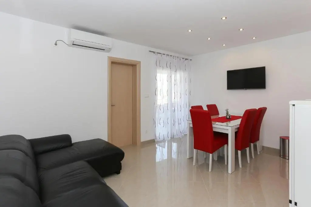 Apartments Ivan