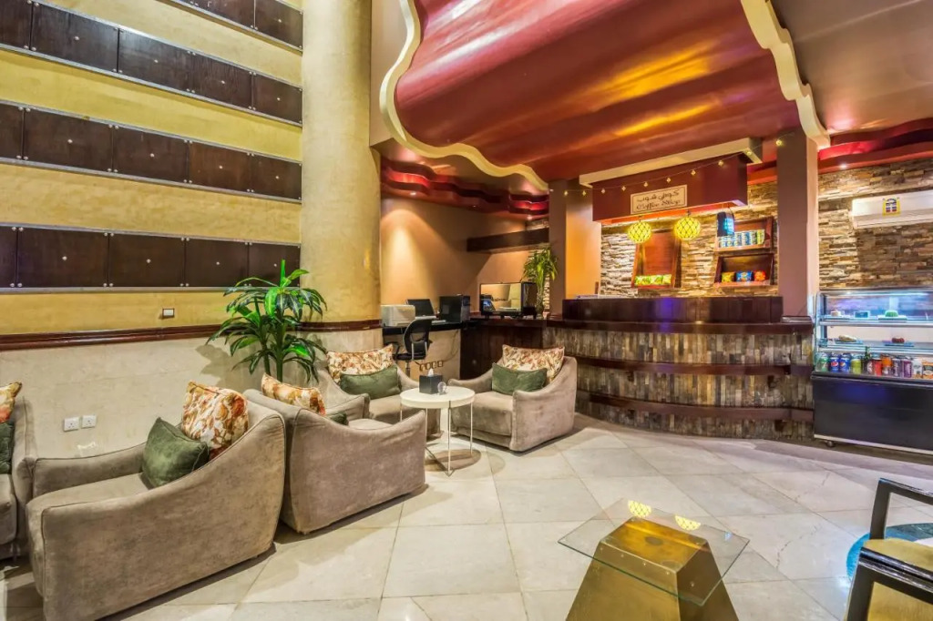 Al Muhaidb Residence Al Malaz 4 - Economic
