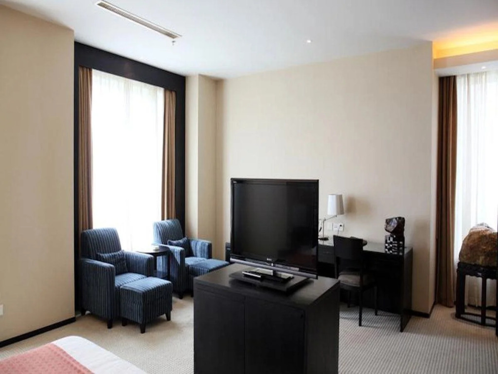 Hundred Centuries Hotel Shanghai