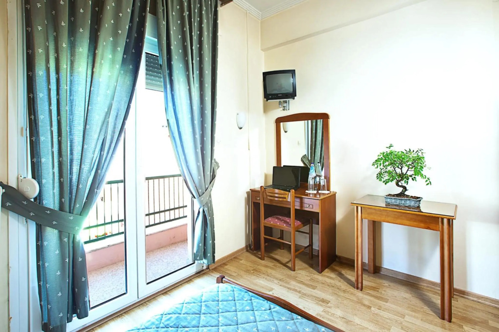 Keletron Hotel - Bike friendly hotel