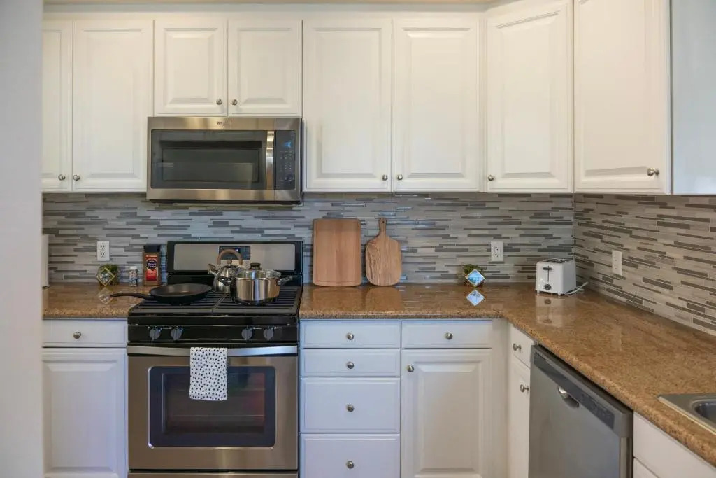 Amazing 2 bedroom 7 min from Disneyland w FREE Parking