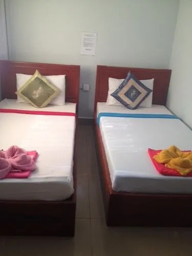 White Beach Bungalows