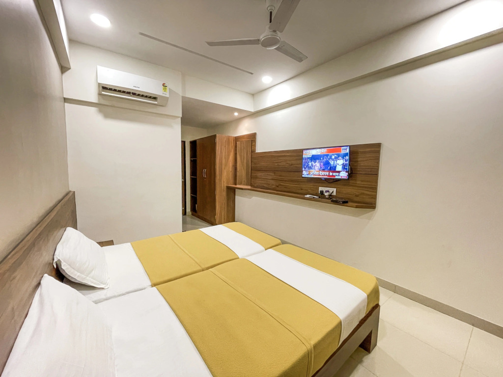 StayGuru Hari Om Residency