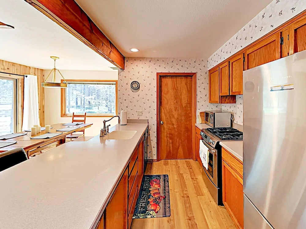 New Listing! Sunny & Wooded Oasis W/ Pool & Bikes 3 Bedroom Condo