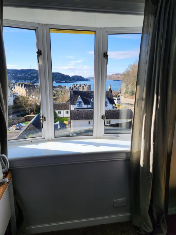 Kings Knoll Hotel