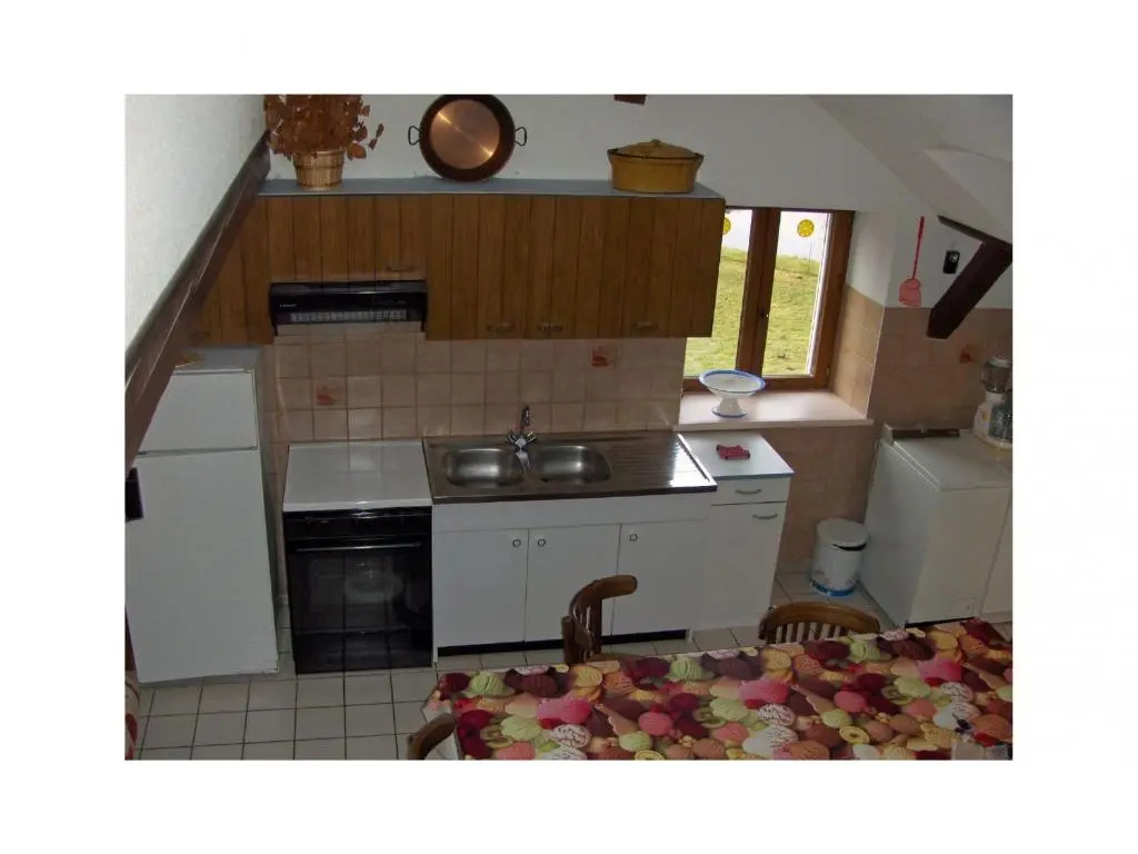 Gîte rénové, nature et jeux près du Val dAjol, 3 ch, 2 sdb, Wifi, équipements bébé, proche ski - FR-1-589-113