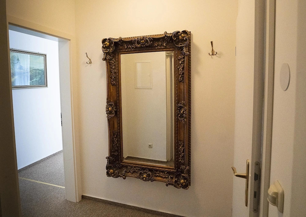 FewoZauber "Pension am Dom", Historische Apartments, Superzentral, 7min zum Schloss