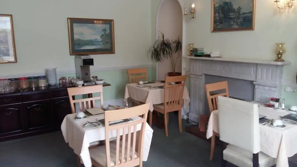 Whin Park Guest House