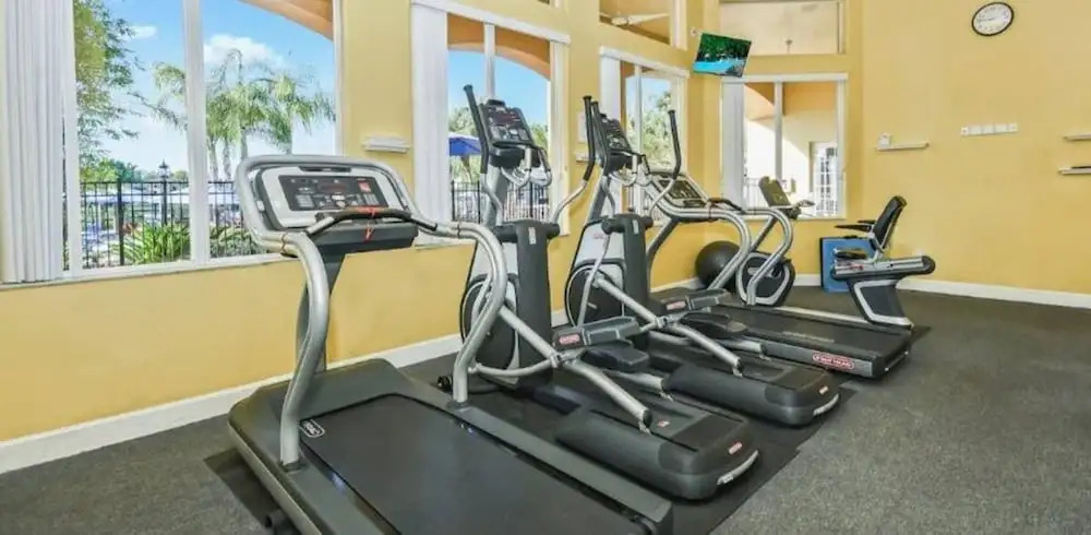 4bd Villa Near Epic Universe and Disney with private Pool townhouse