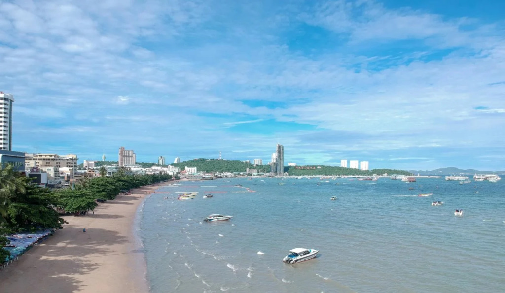 Wave Hotel Pattaya