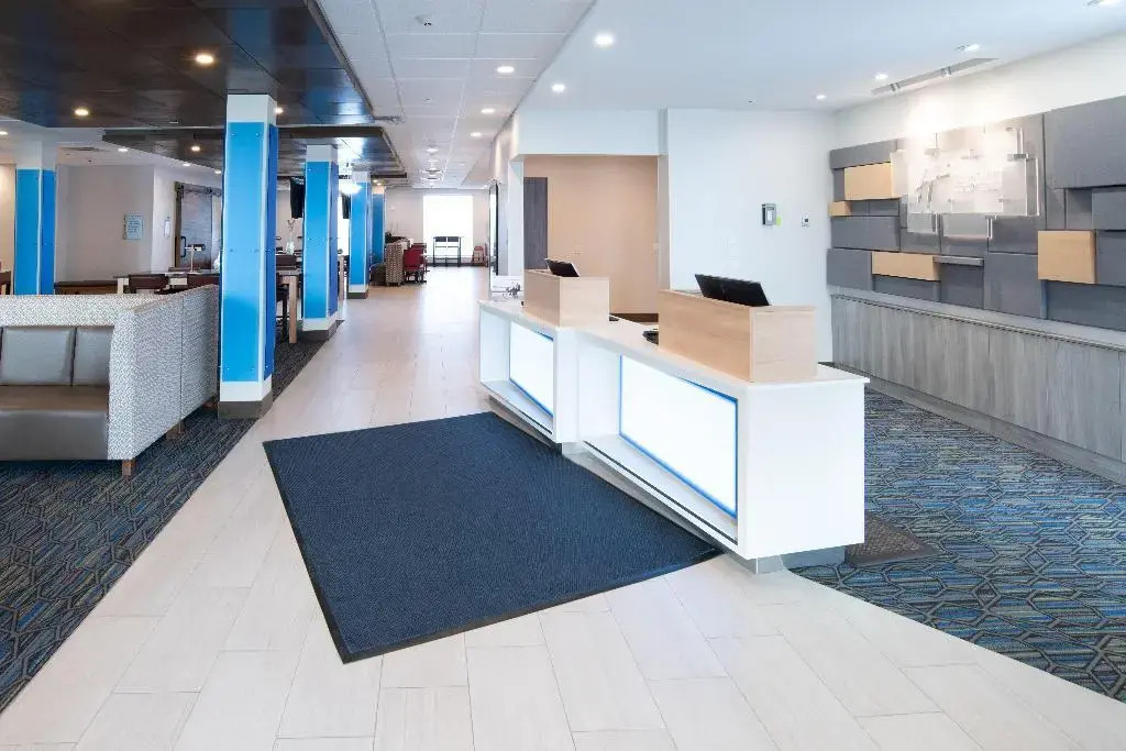 Holiday Inn Express & Suites - North Battleford by IHG
