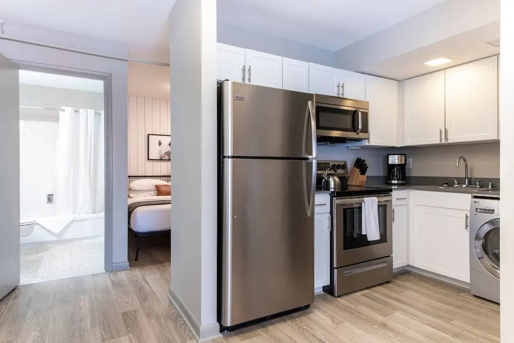 Abode Vue at 3rd 1-bedroom Loft Style Suite