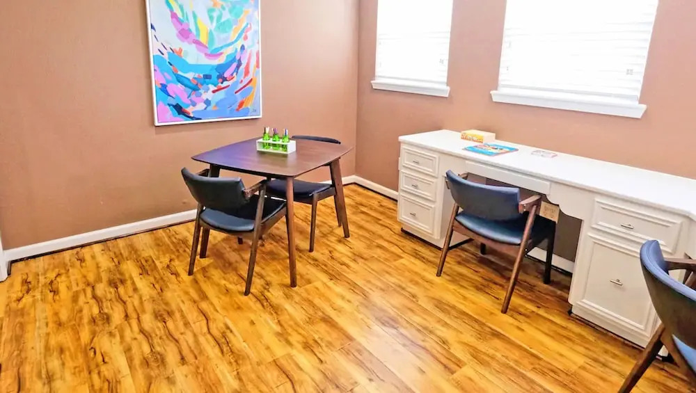 4Bdrms 2Bath 6Beds - Med-Center MM-Park
