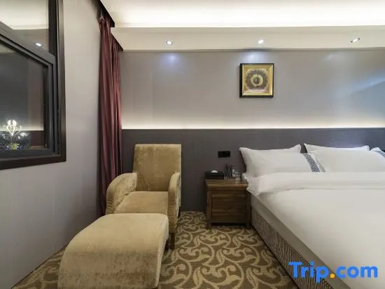 Longzhou Hotel (Visitor Center Branch)
