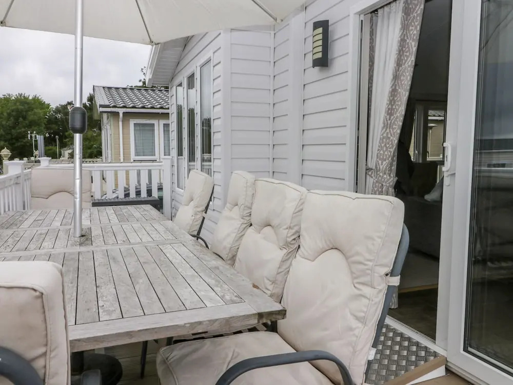 Cayton Pines