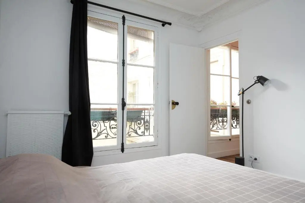 Design apartment in a Hype area near Montmartre