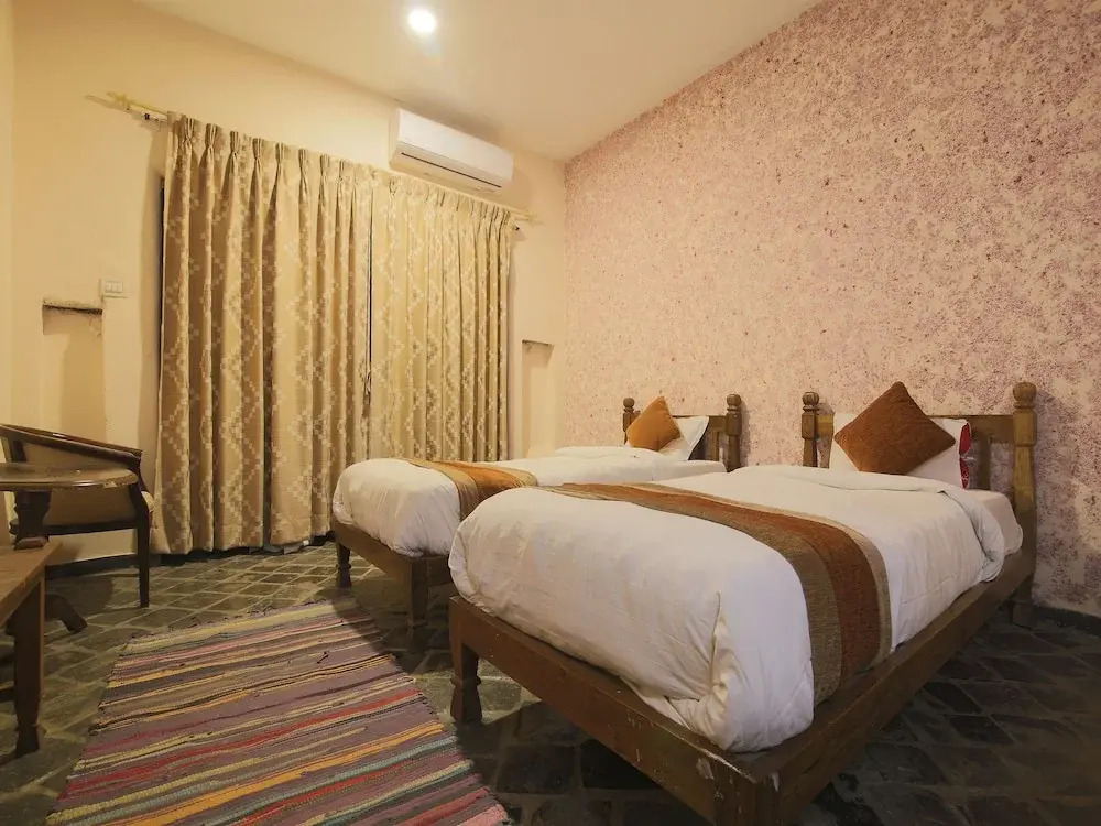 Oyo 355 River Park International Resort