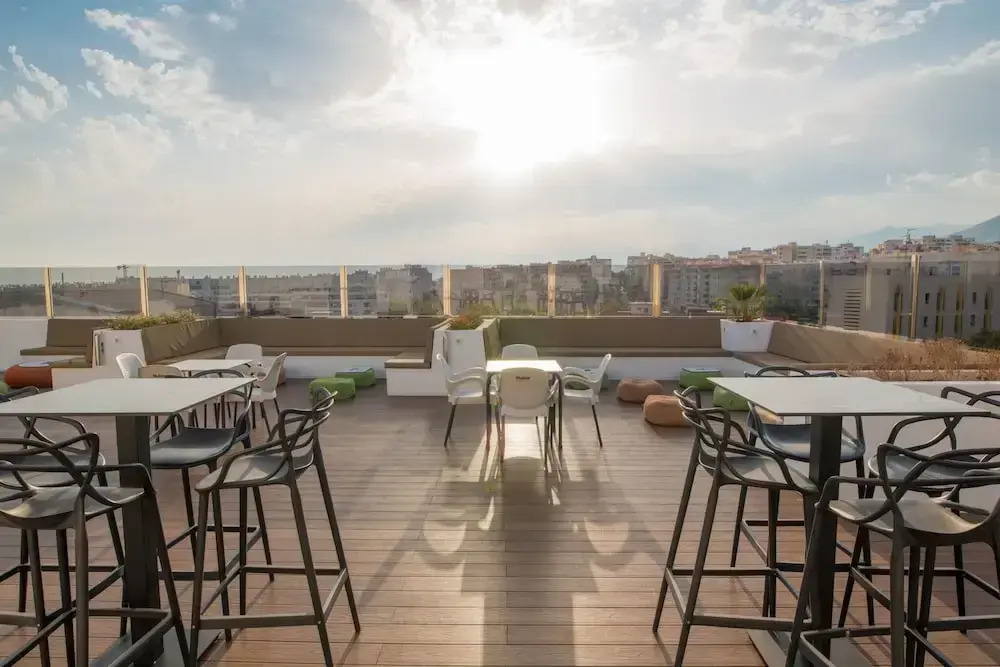 DAOS Suites & Terrace Marbella
