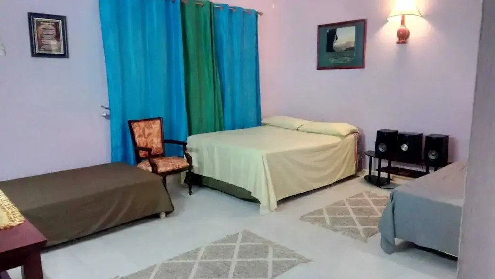 rush bond villa