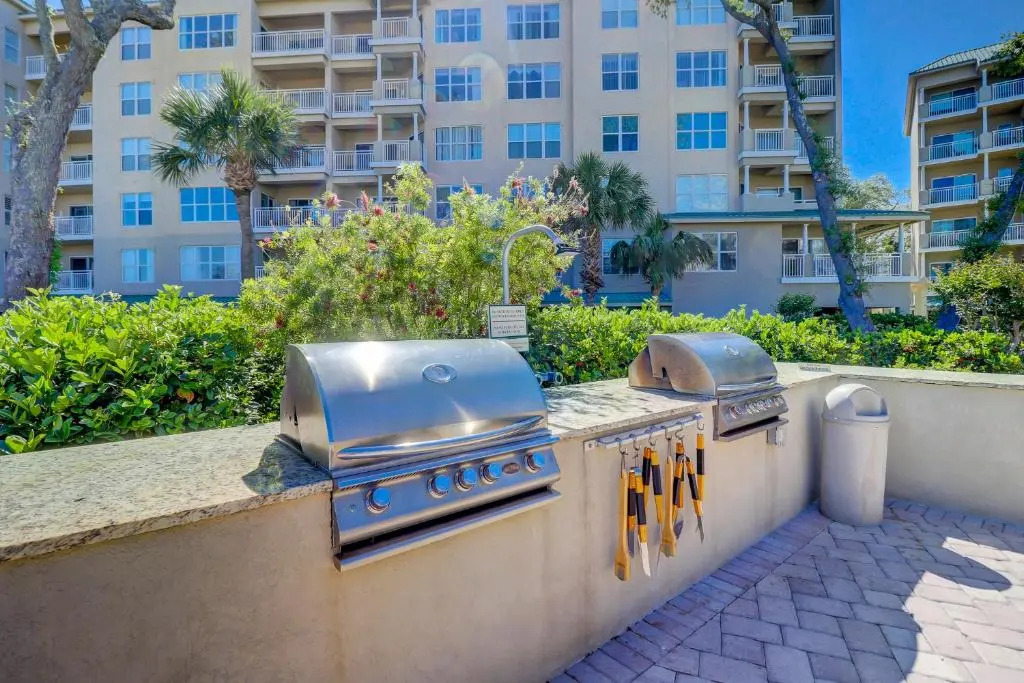 5106 Hampton Place 2 BR Oceanfront