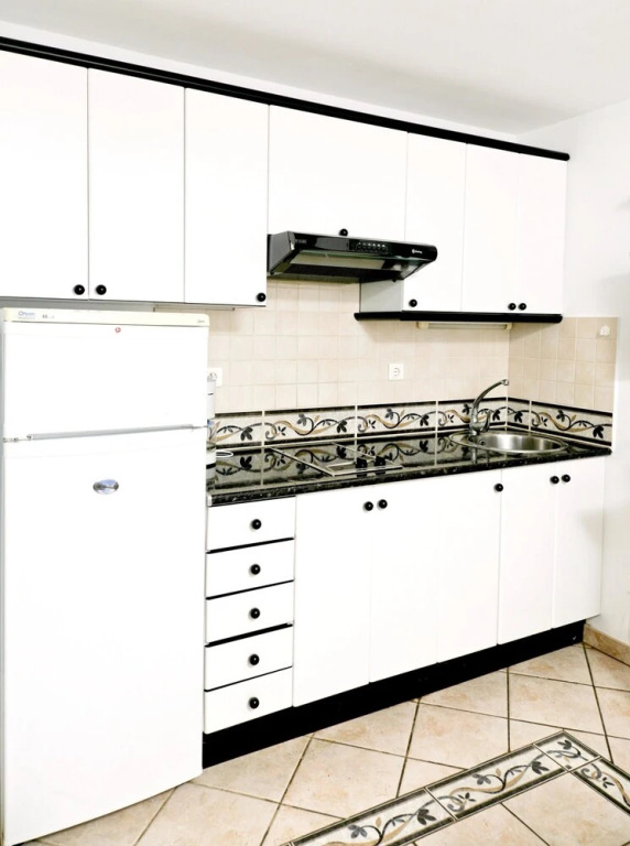 Apartment With 2 Bedrooms in Puerto del Carmen, With Wonderful sea Vie