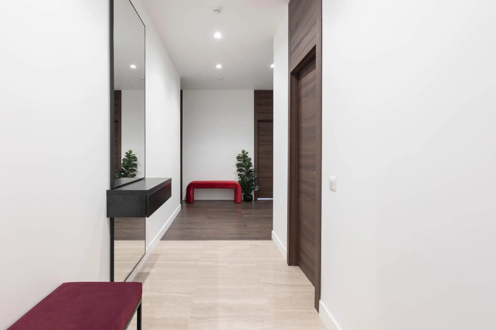 RIVA Apartment Burgundy Suite