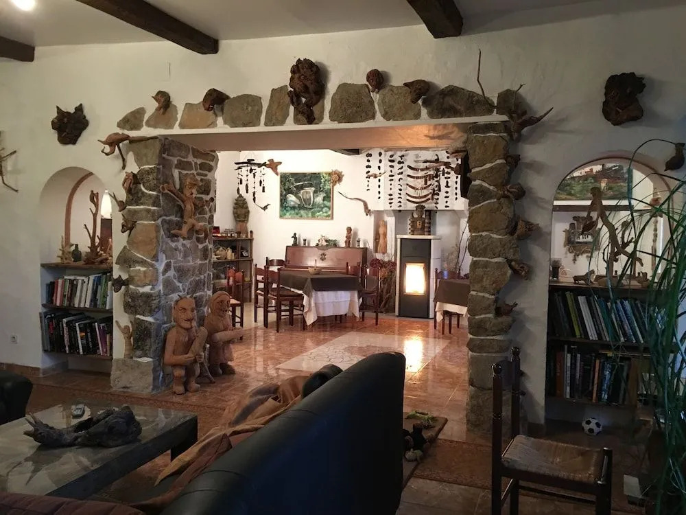 Auberge Issiates
